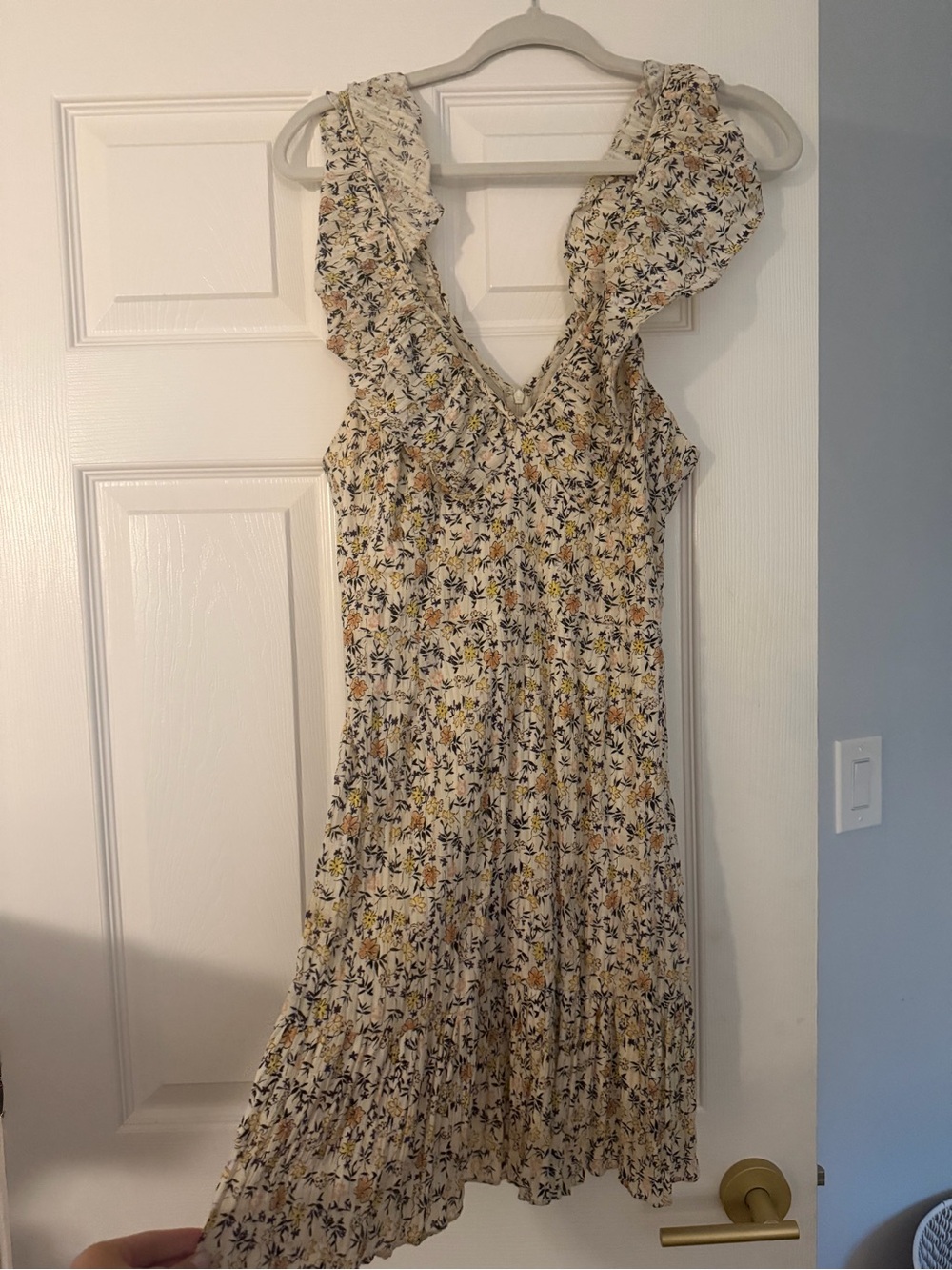 Floral Ruffle V-Neck Midi Dress in Cream and Yellow